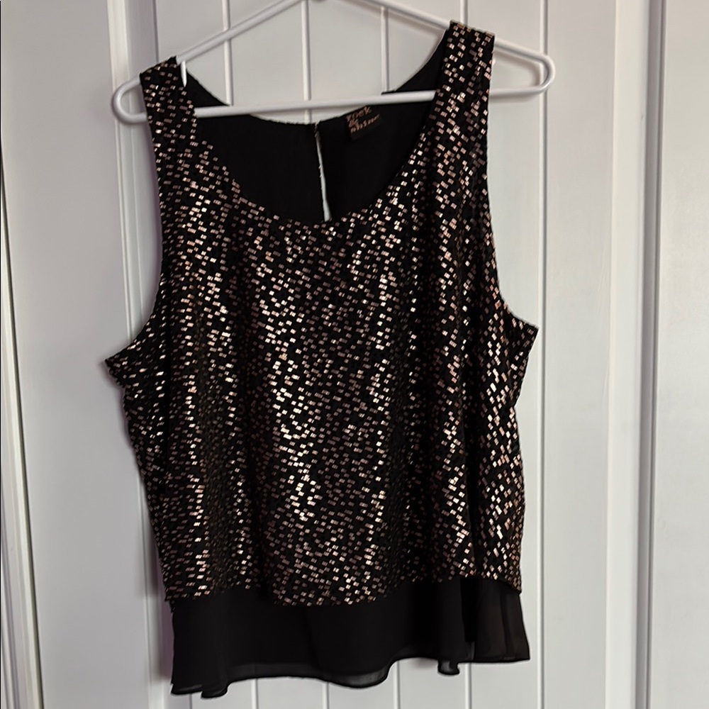 Chic Black and Gold Sequin Top